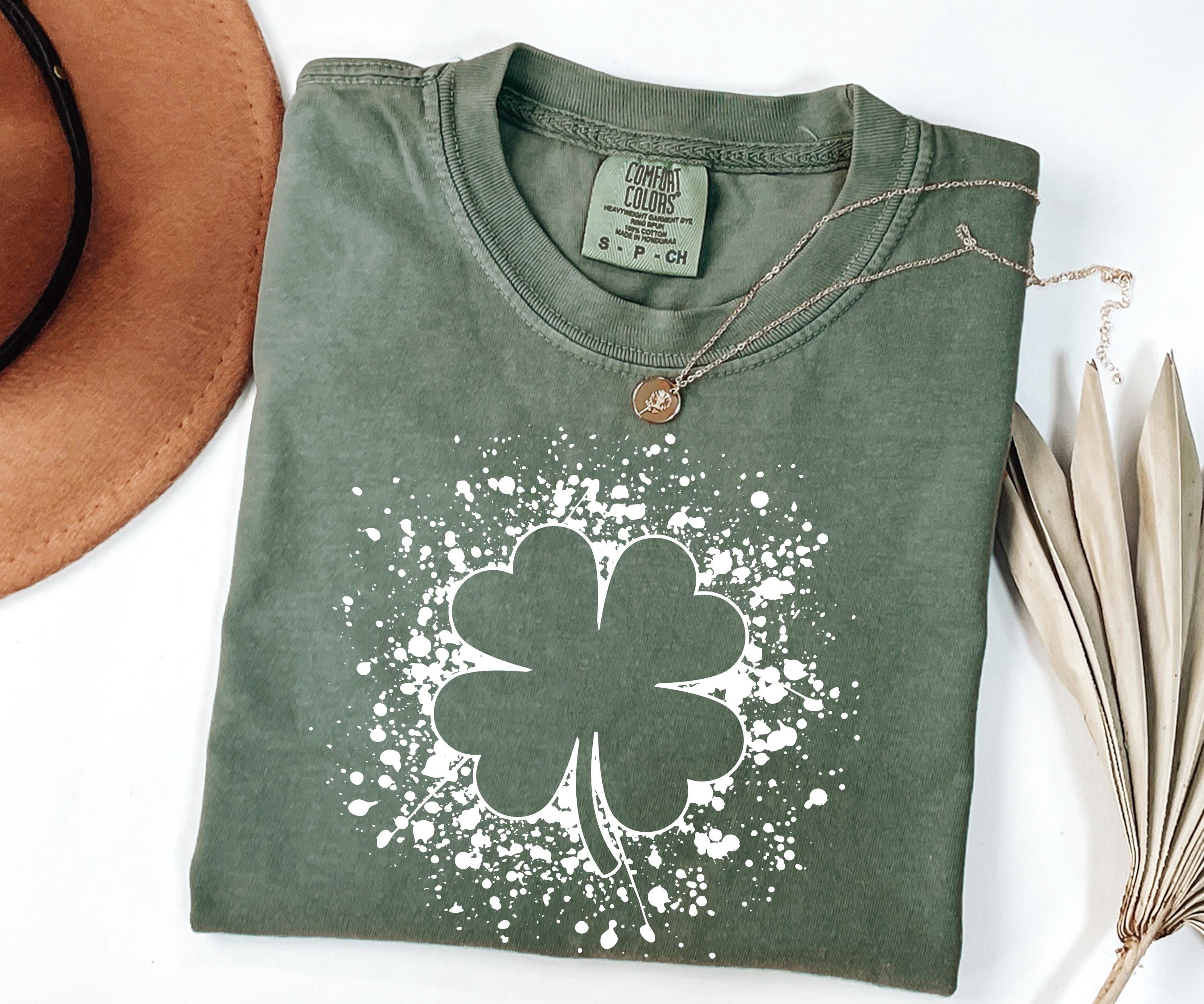 Comfort Colors® Retro Shamrock Shirt, St Patricks Day Shirt for Women, Cute Lucky Shirt, Grunge Four Leaf Clover Tee, St Patricks Day Gift