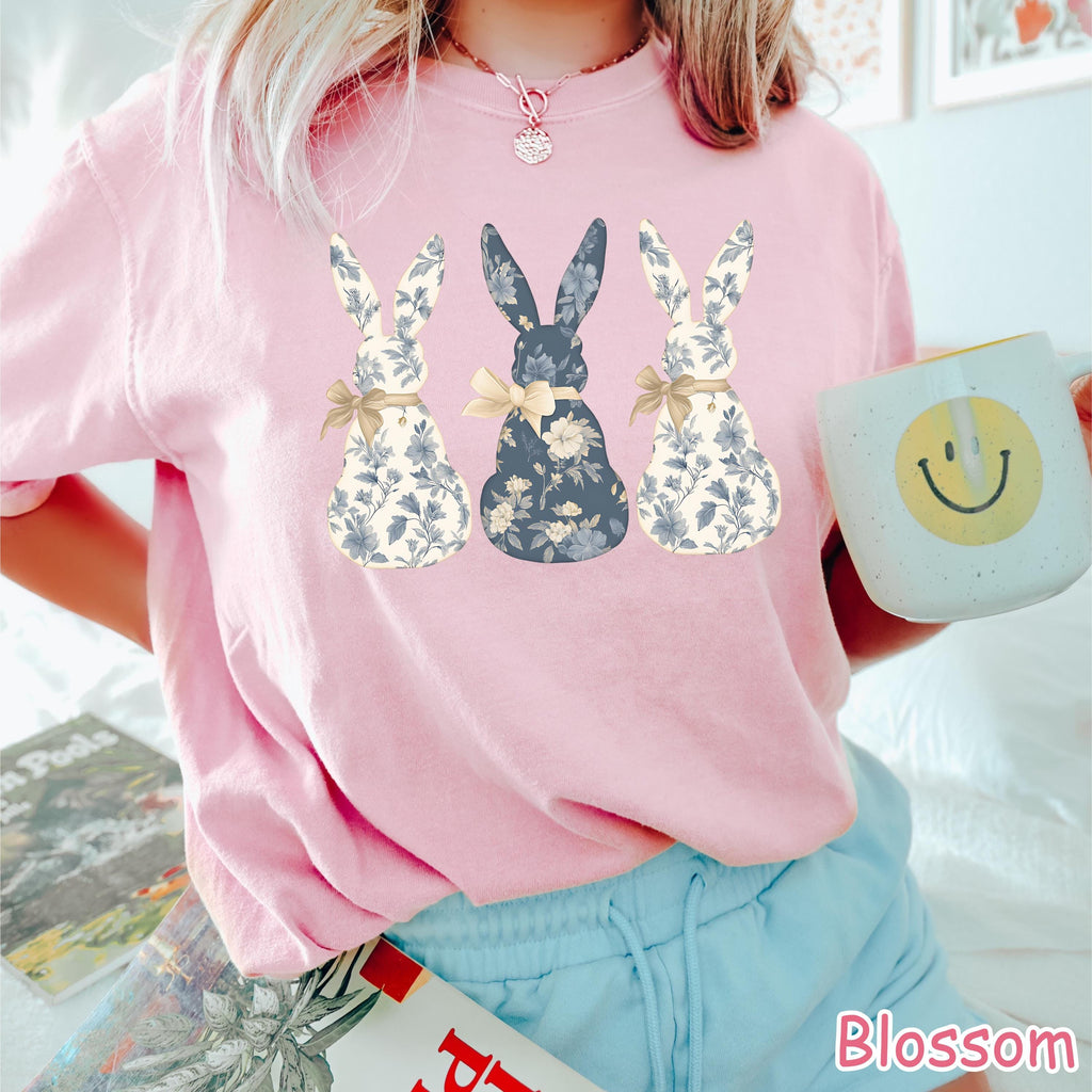 Comfort Colors® Floral Bunny Shirt, Coquette Bow Easter Shirt for Women, Cute Bunnies Shirt, Trendy Easter Crewneck, Easter Gift for Women