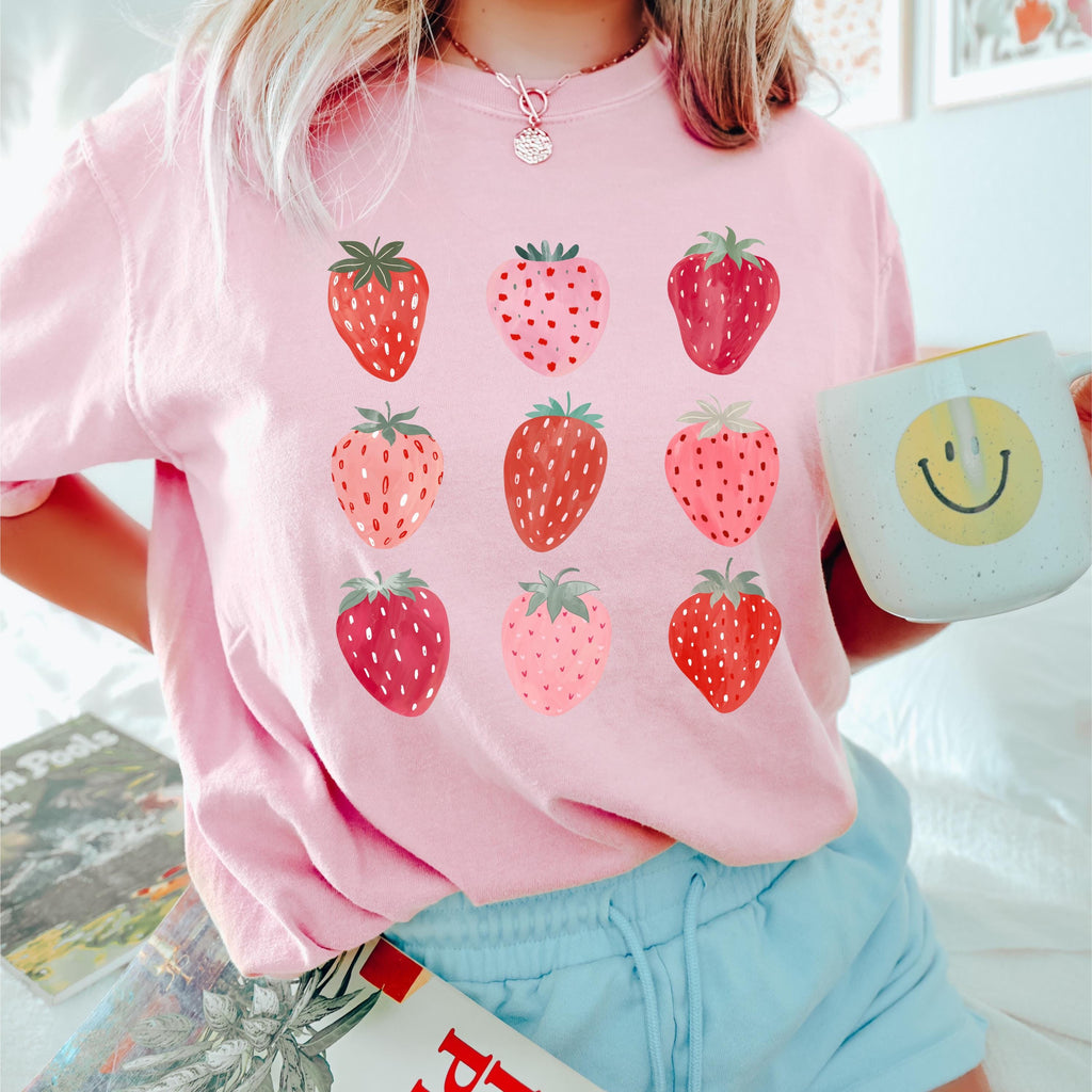 Comfort Colors® Cute Strawberry Shirt, Summer Strawberry Shirt, Retro Strawberry Festival Gift Trendy Strawberries Tee Women's Strawberry Te