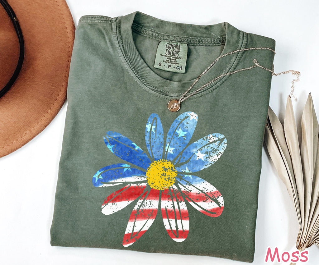 Comfort Colors® Floral USA Shirt, 4th of July Shirt for Women, Daisy Flower Patriotic Shirt, Trendy American Flag Shirt, Red White and Blue