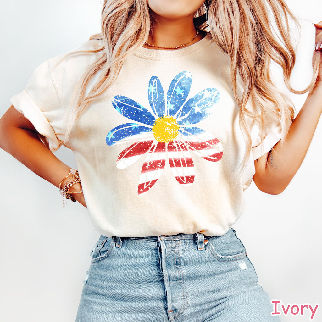 Comfort Colors® Floral USA Shirt, 4th of July Shirt for Women, Daisy Flower Patriotic Shirt, Trendy American Flag Shirt, Red White and Blue
