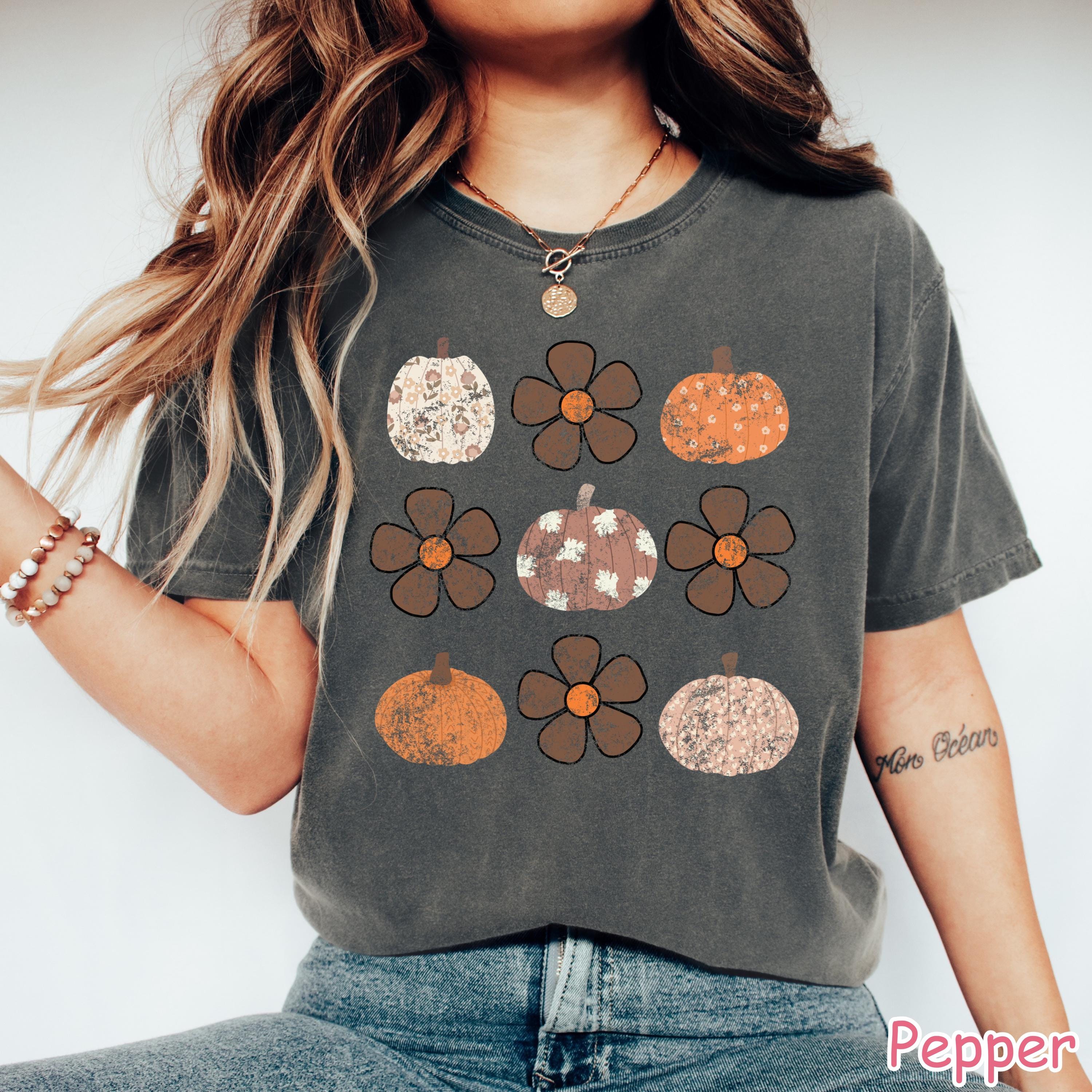 Comfort Colors® Cute Fall Pumpkin Shirt, Retro Floral Pumpkin T-Shirt, Autumn Aesthetic Tee, Pumpkin Season Graphic Tee, Boho Fall Shirt