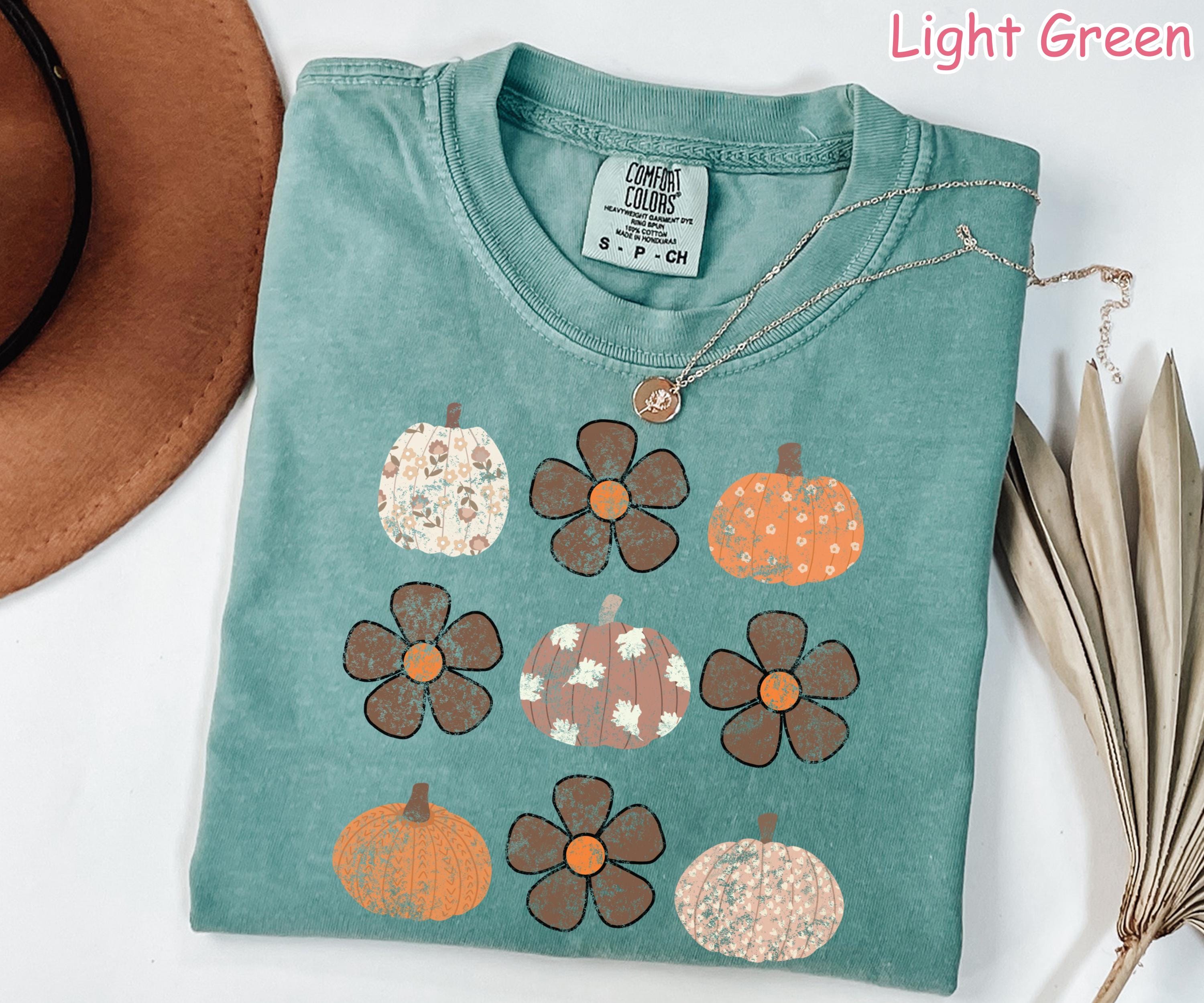 Comfort Colors® Cute Fall Pumpkin Shirt, Retro Floral Pumpkin T-Shirt, Autumn Aesthetic Tee, Pumpkin Season Graphic Tee, Boho Fall Shirt