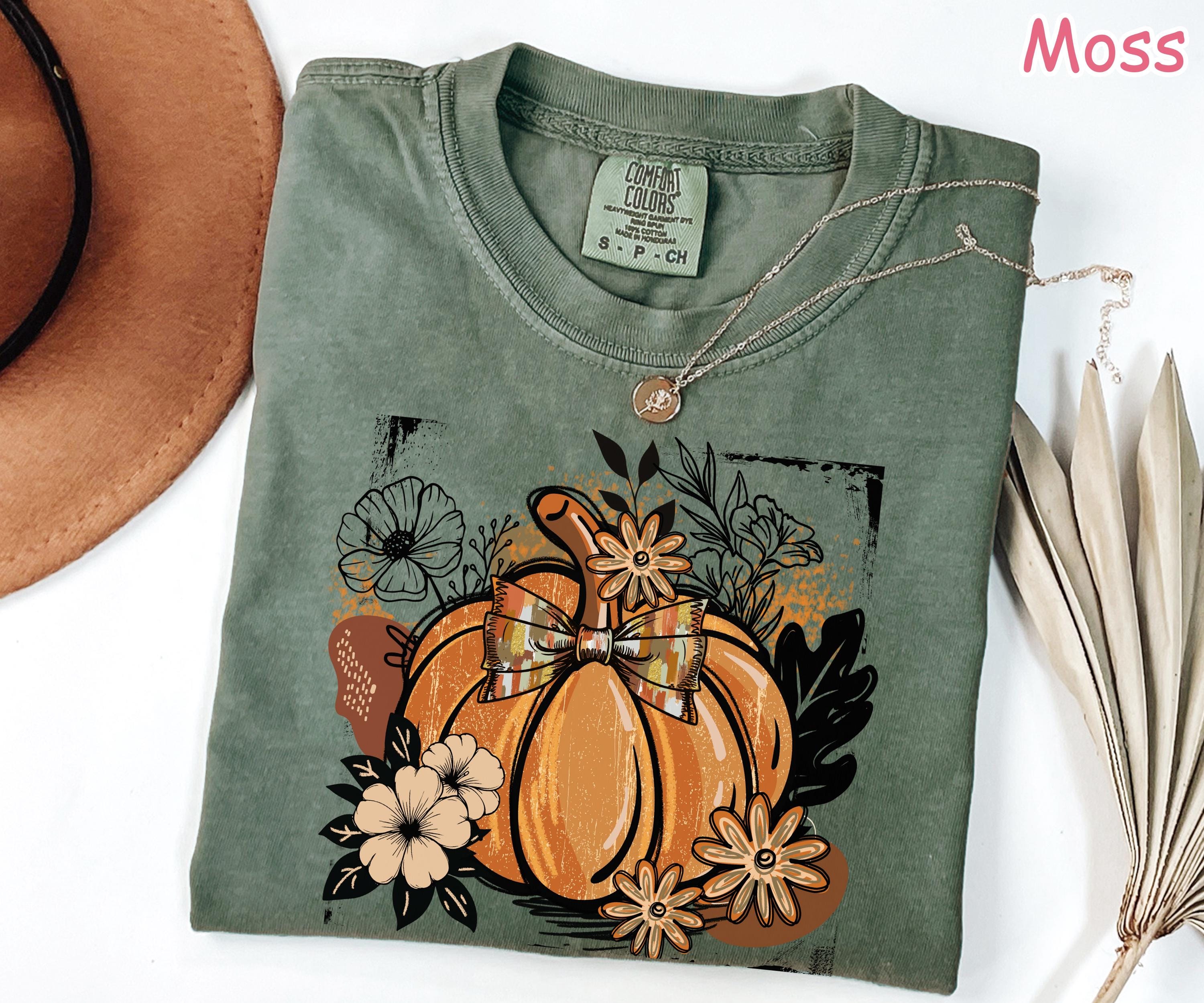 Comfort Colors® Floral Pumpkin Shirt, Retro Fall Pumpkin Shirt, Coquette Fall Bow T-Shirt, Autumn Shirt, Women's Fall T-Shirt, Pumpkin Spice