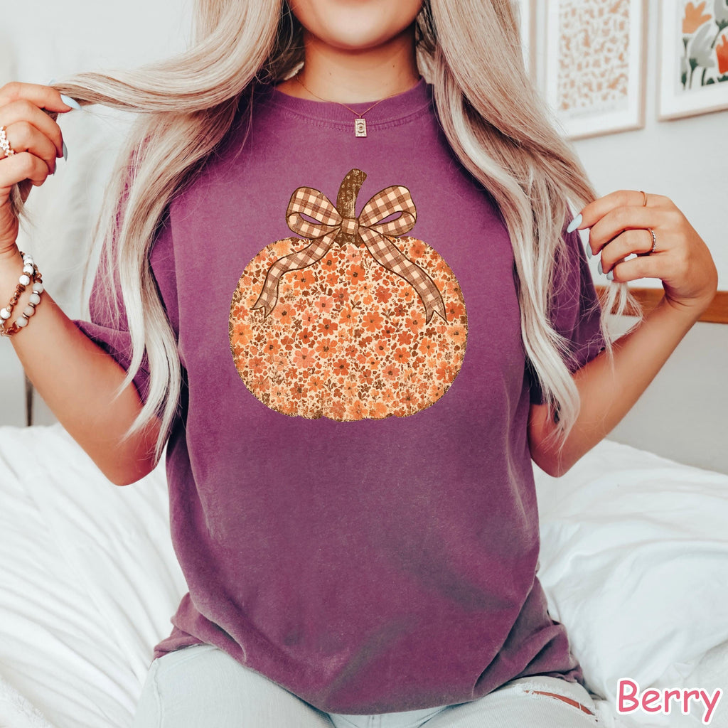 Comfort Colors® Boho Floral Pumpkin Shirt, Coquette Fall Pumpkin Shirt, Pumpkin Patch Shirt, Cute Autumn Shirt, Vintage Fall Shirt for Women