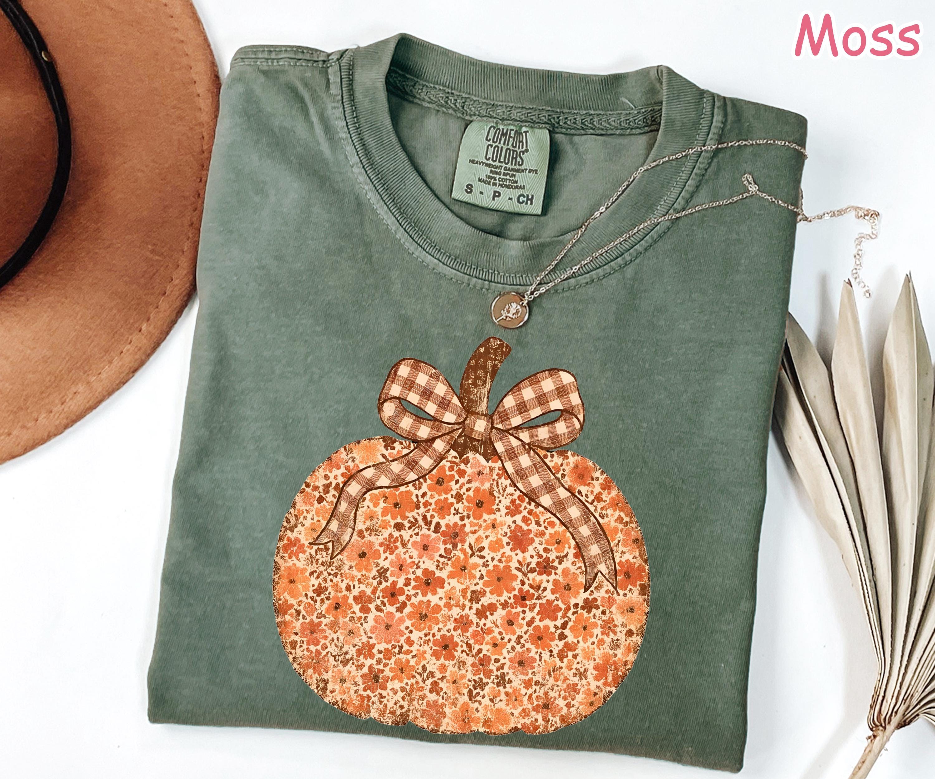 Comfort Colors® Boho Floral Pumpkin Shirt, Coquette Fall Pumpkin Shirt, Pumpkin Patch Shirt, Cute Autumn Shirt, Vintage Fall Shirt for Women