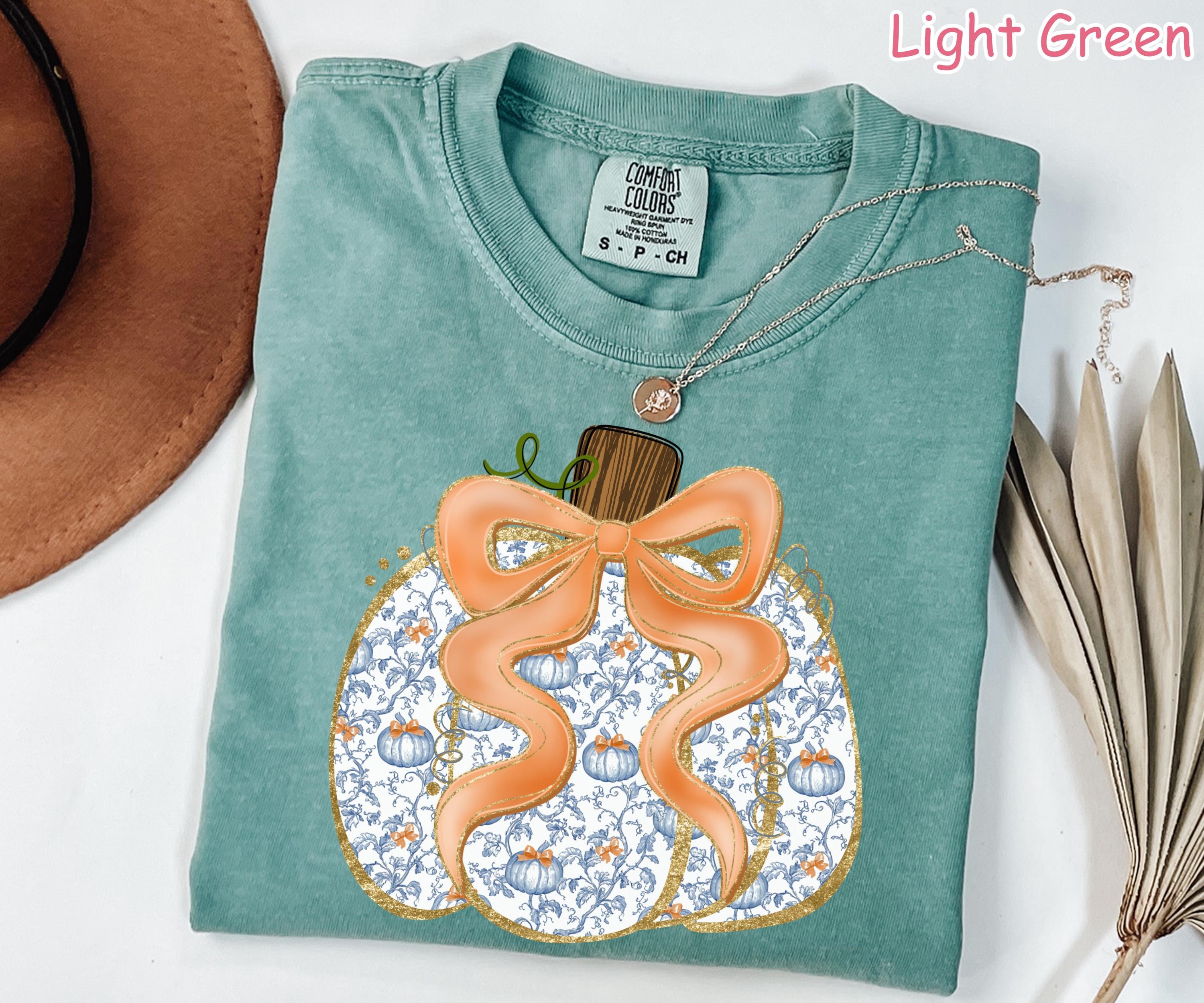 Comfort Colors® Bow Pumpkin Shirt, Coquette Fall Pumpkin Shirt, Girly Fall Shirt,  Autumn Shirt, Women's Fall Aesthetic Tee, Pumpkin Patch