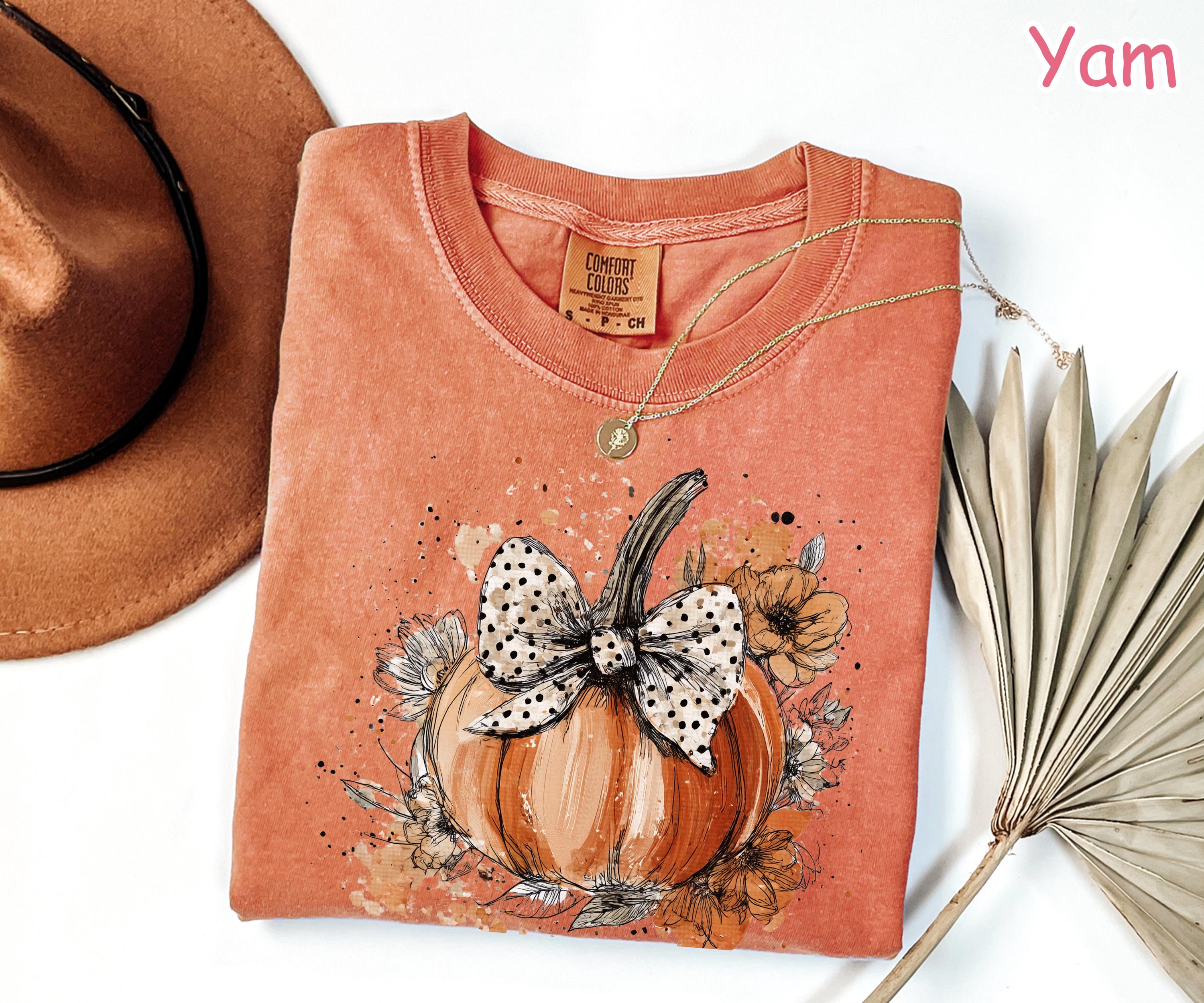 Comfort Colors® Floral Fall Pumpkin Shirt, Retro Pumpkin Bow Shirt, Coquette Fall Shirt, Cozy Autumn Shirt, Women's Halloween Flowers Tshirt