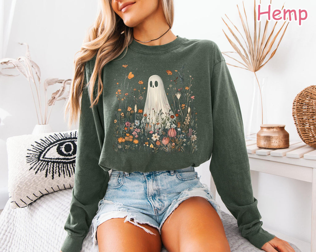 Comfort Colors® Wildflowers Ghost Shirt, Floral Ghost Halloween Shirt, Vintage Halloween T-Shirt, Spooky Season Shirt, Cute Halloween Gift