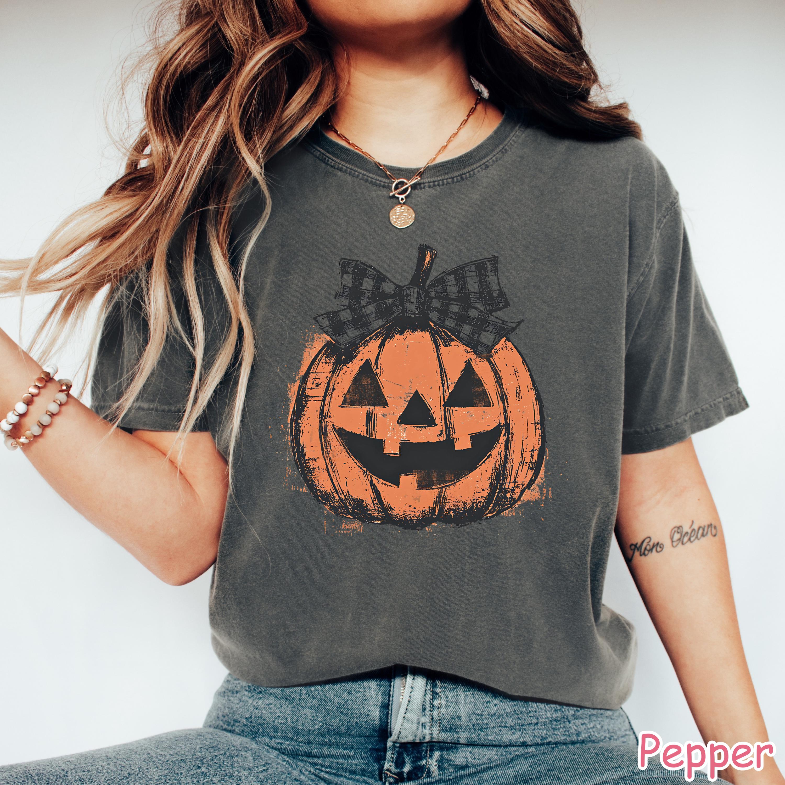 Comfort Colors® Pumpkin Shirt, Coquette Fall Pumpkin Shirt, Women's Halloween Bow Shirt, Retro Pumpkin Patch Shirt, Vintage Halloween Tee
