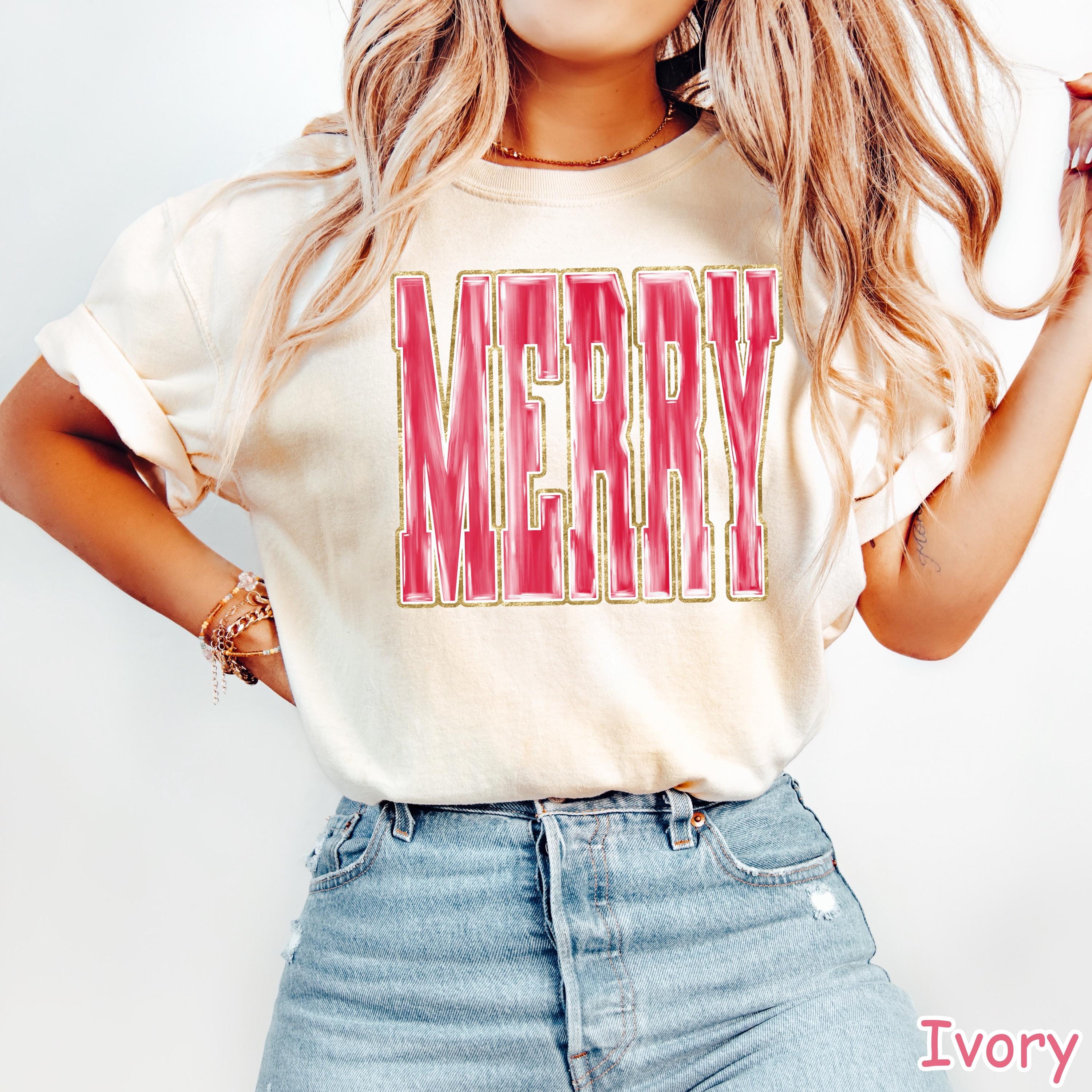 Comfort Colors Merry Christmas T-Shirt: Retro Brushstroke Holiday Crewneck