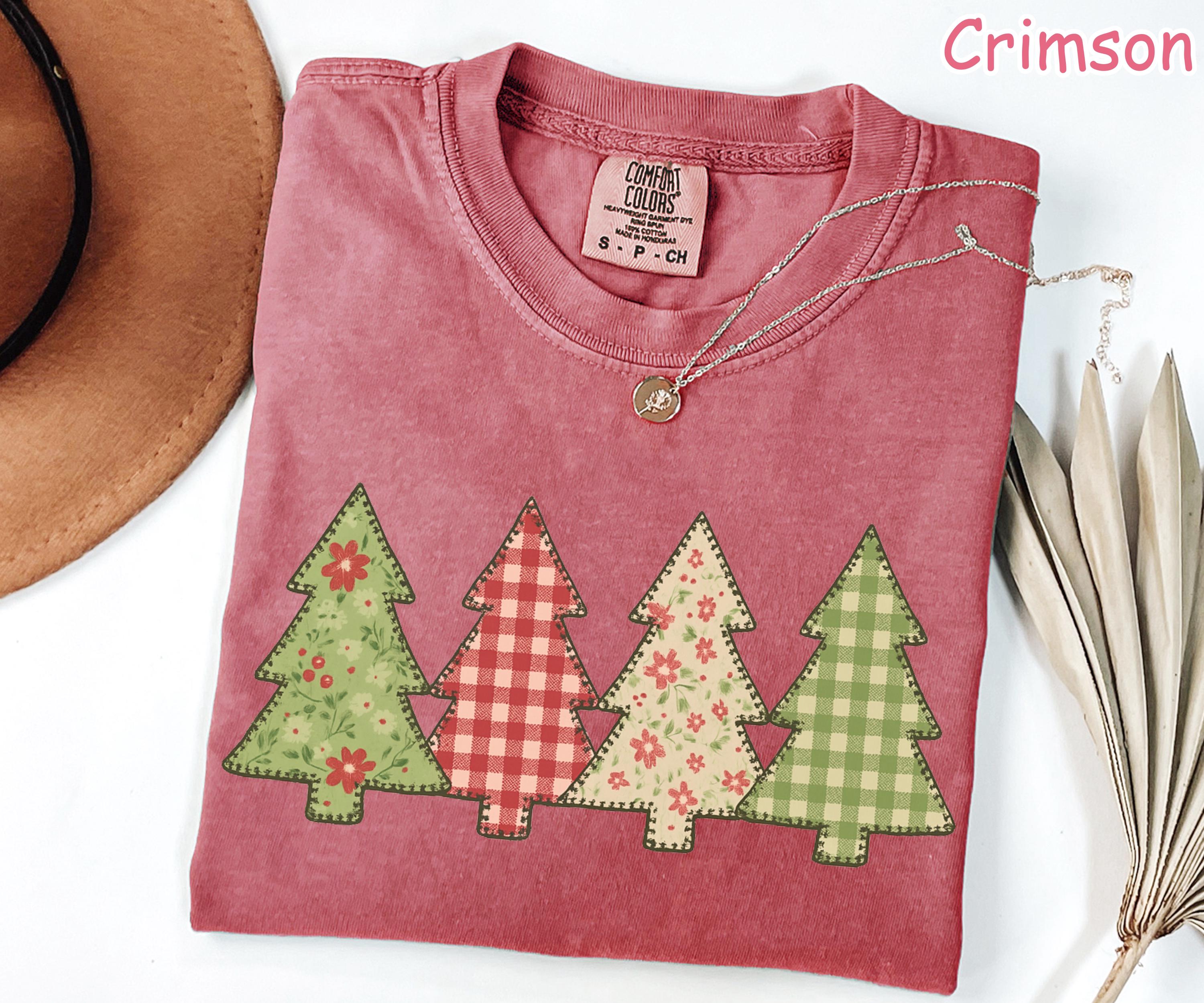 Comfort Colors® Christmas Tree Faux Patchwork Shirt Vintage Christmas Shirt Floral Gingham Plaid Christmas Tee Retro Holiday Shirt for Women