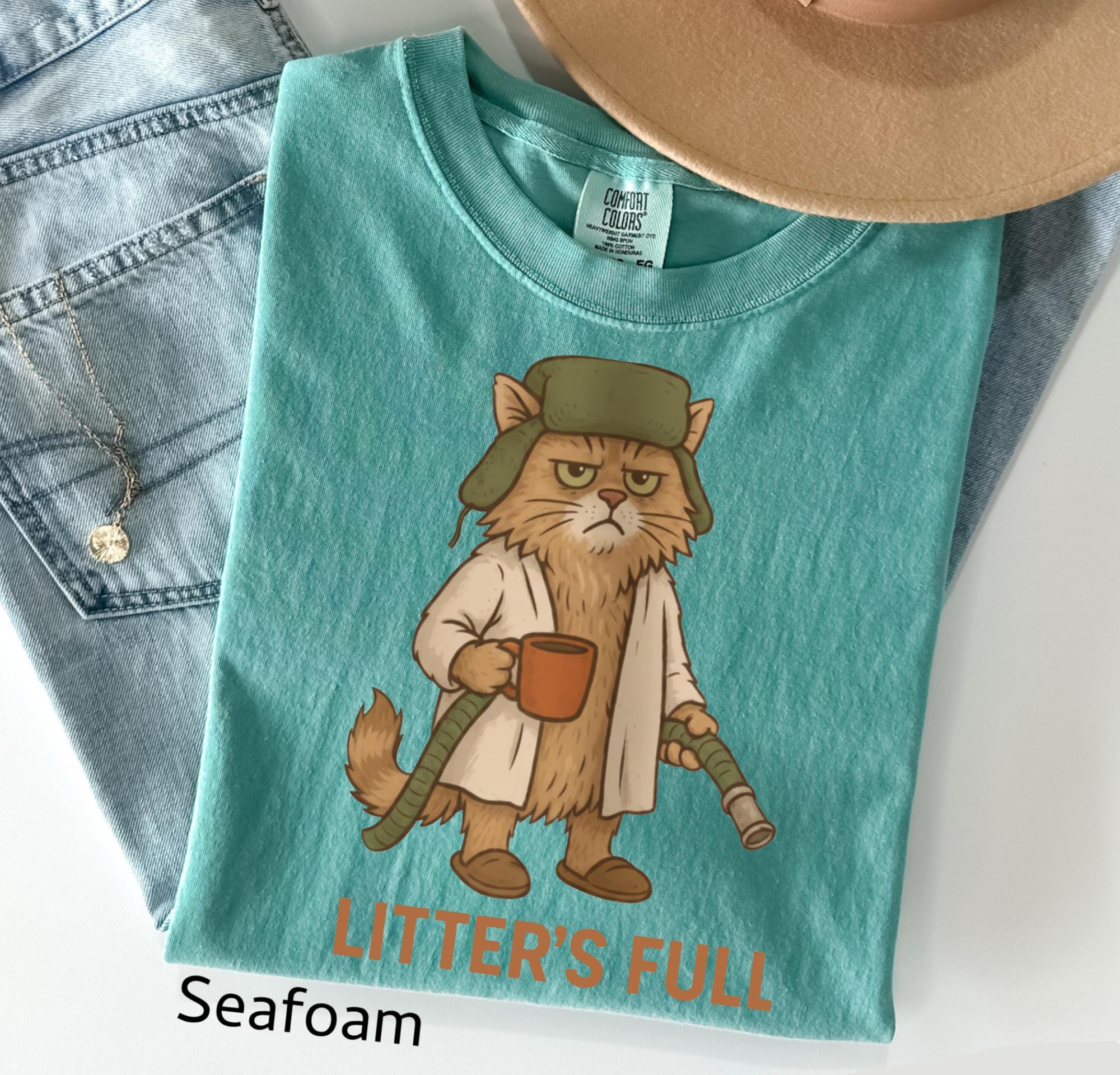 Comfort Colors© Litter’s Full Unisex Shirt: Funny Cat Lovers Winter Vacation Crewneck