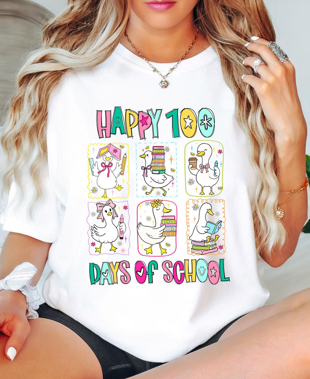 Comfort Colors© 100 Days of School Goose Teacher Shirt: Funny Classroom Teacher 100th Day Celebration Tee