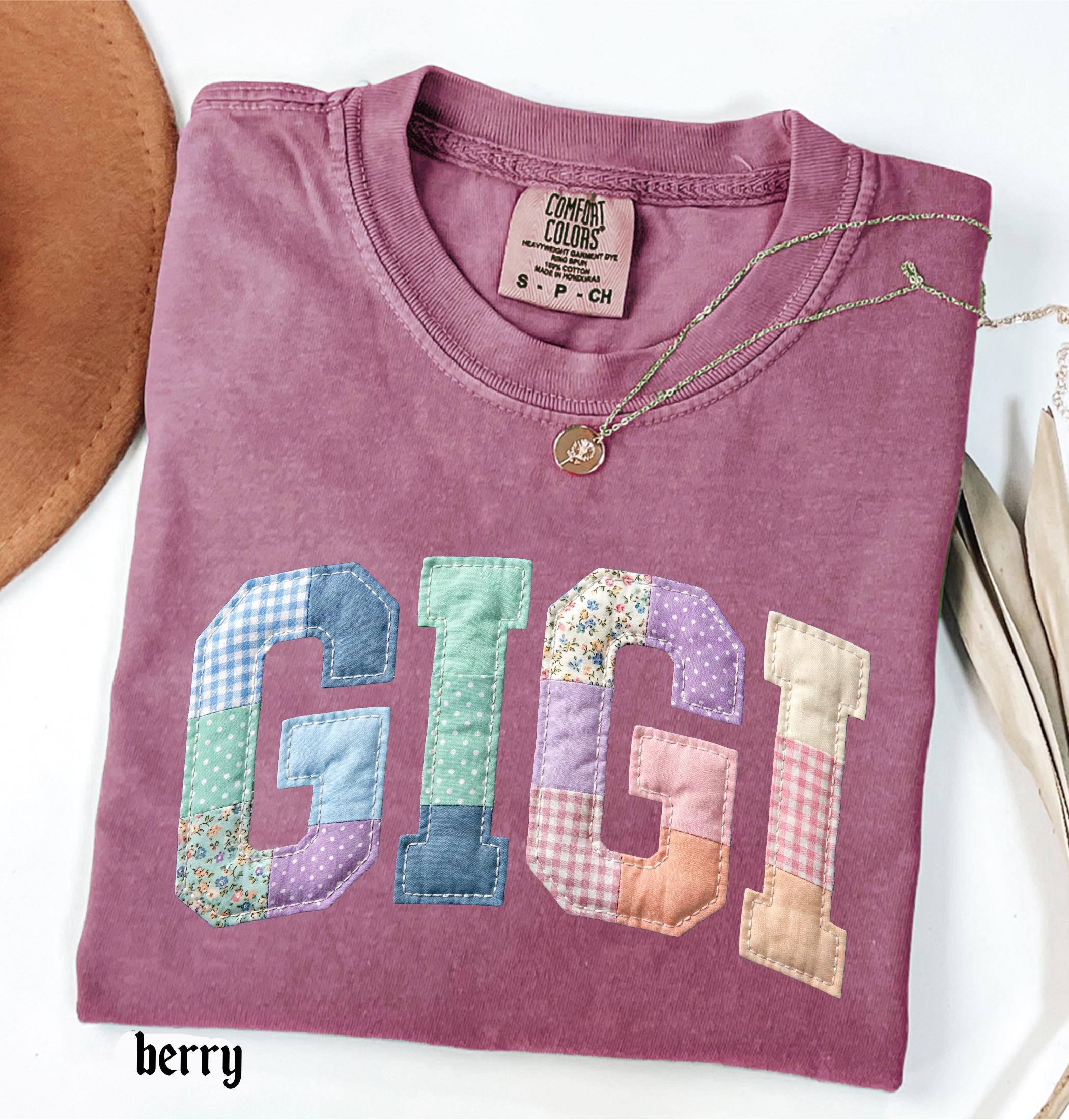 Faux Quilted Mama Comfort Colors© Shirt, Custom Mama Mimi Nana Gigi Mothers Day Gift, Floral Mom T-Shirt, Faux Patchwork Mom Tee